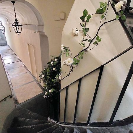 Appartamento "Spagna Spanish Steps" By FlatinRóma Kültér fotó